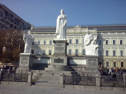 памятник княгине Ольге