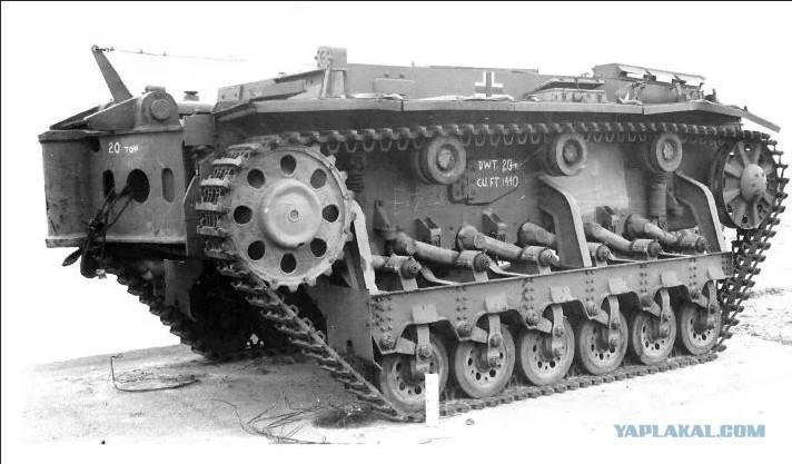 Техника 3 5 7. Минный тральщик Minenraumpanzer 3. Трал VSKFZ 617 Minenraumer. Тральщик PZ 3. Минный тральщик танк немецкий.