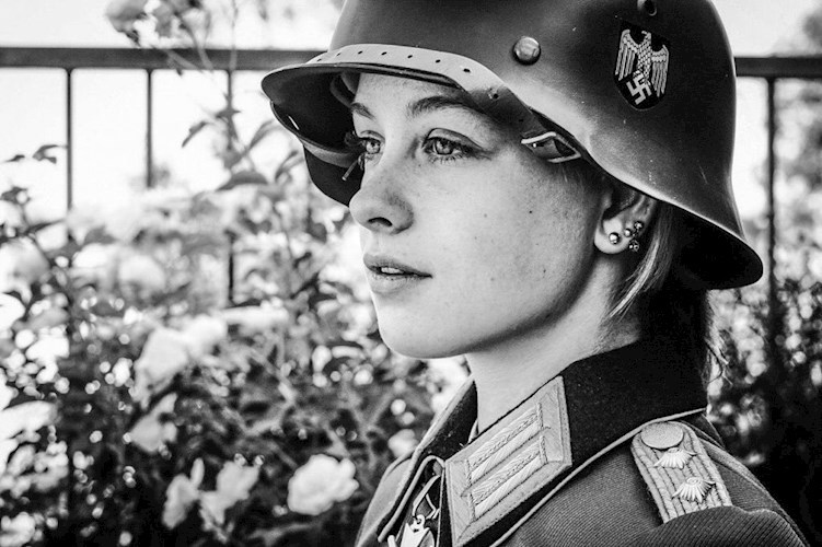 Обложка произведения В плену
