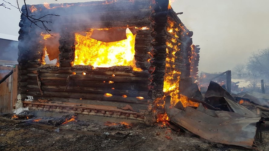Обложка произведения В огне