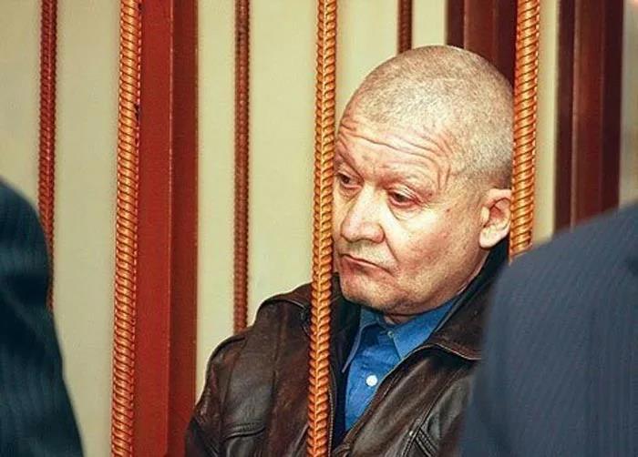 Убийца, которого искала Ванга: история маньяка Сергея Ткача, который мечтал прев