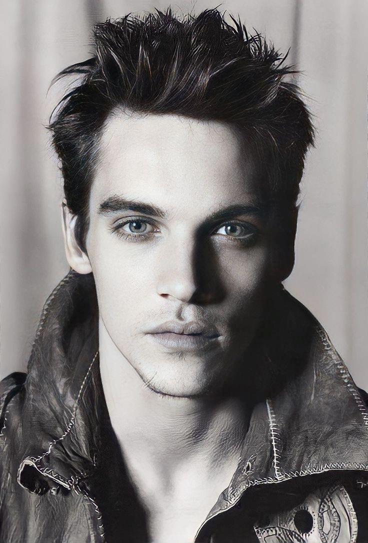 Джонатан риз майерс молодой. Джонатан риз майерс молодой. Риз майерс. Jonathan rhys meyers. Jonathan meyer.