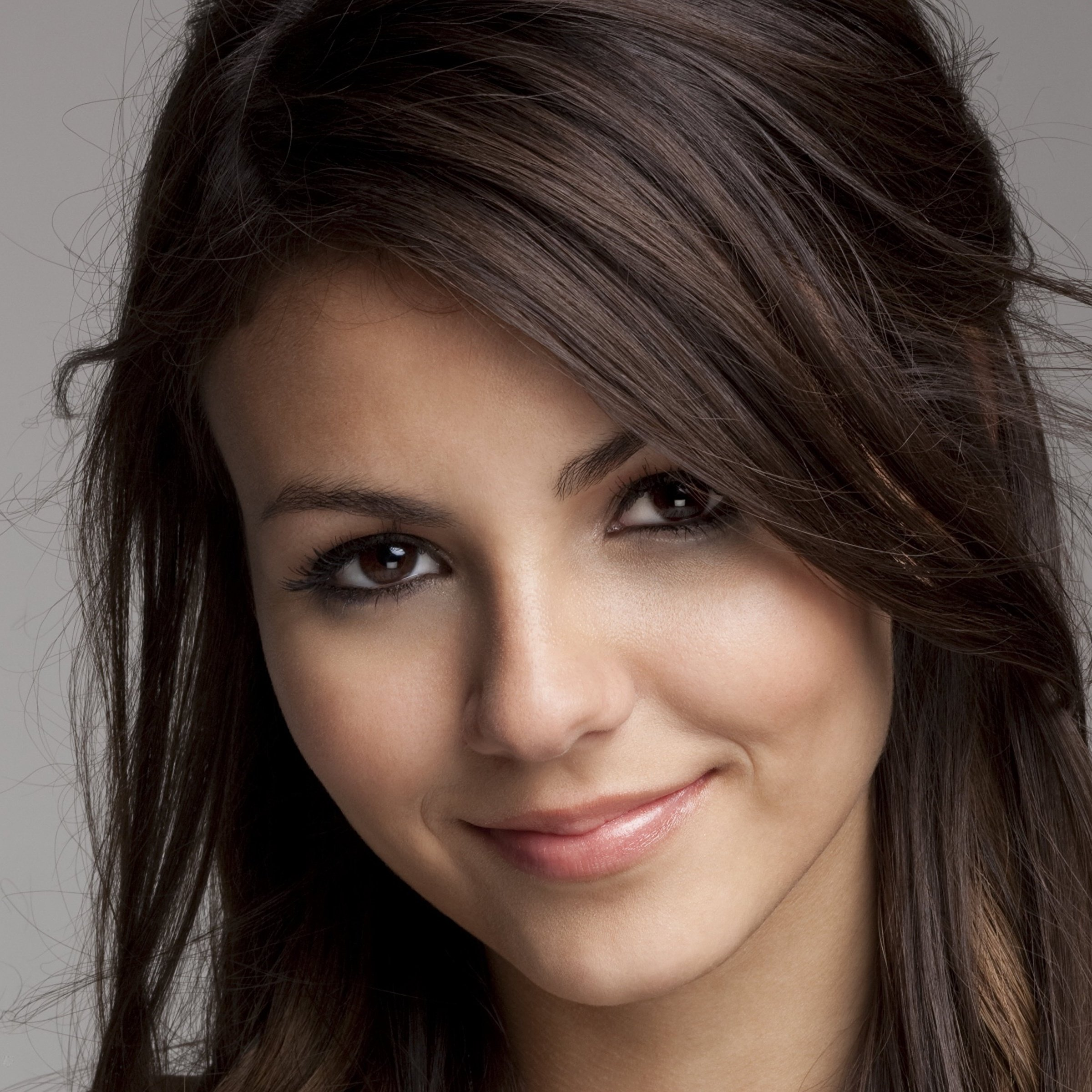 Модели твое девушки. Алисия шмидт хот. Певица бьянка сейчас 2022. Картинки твоя девочка. Я твоя девочка.