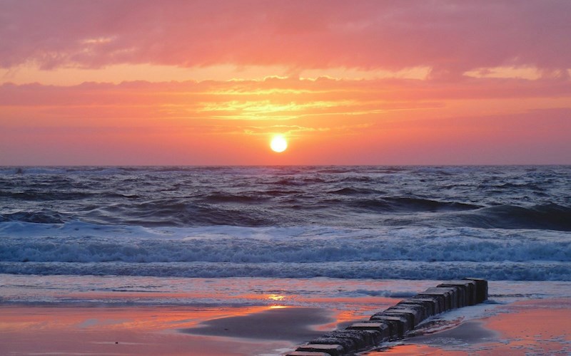 песня разлука и свидание виктора. песня разлука и свидание виктора. расставание дорога. прощание на вокзале. встречи, расставания, поцелуй сериал с 2019 г.
