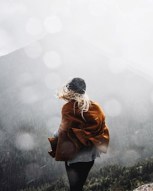 Обложка произведения Настоящая история девочки и её окружающего мира