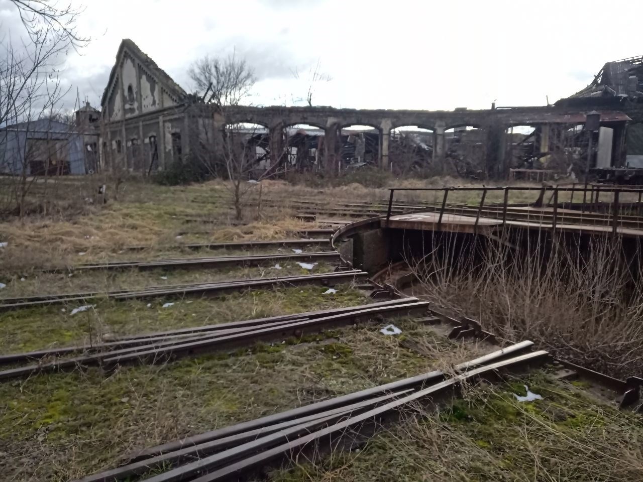 Обложка произведения Поворотный круг