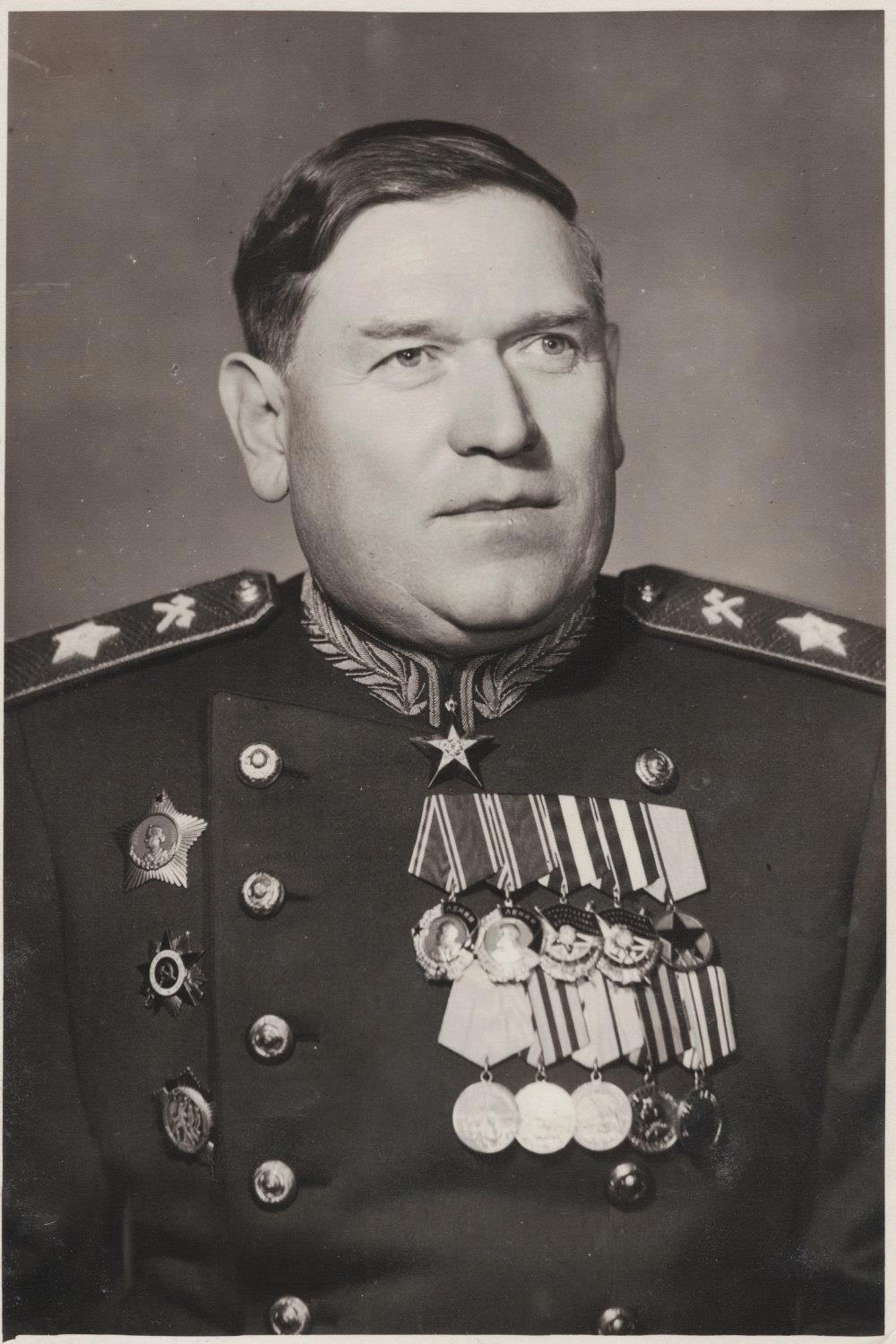 Маршал инженерных войск Воробьев Михаил Петрович. 9.01.1947. Фото В. Савостьянова (из личного архива автора)