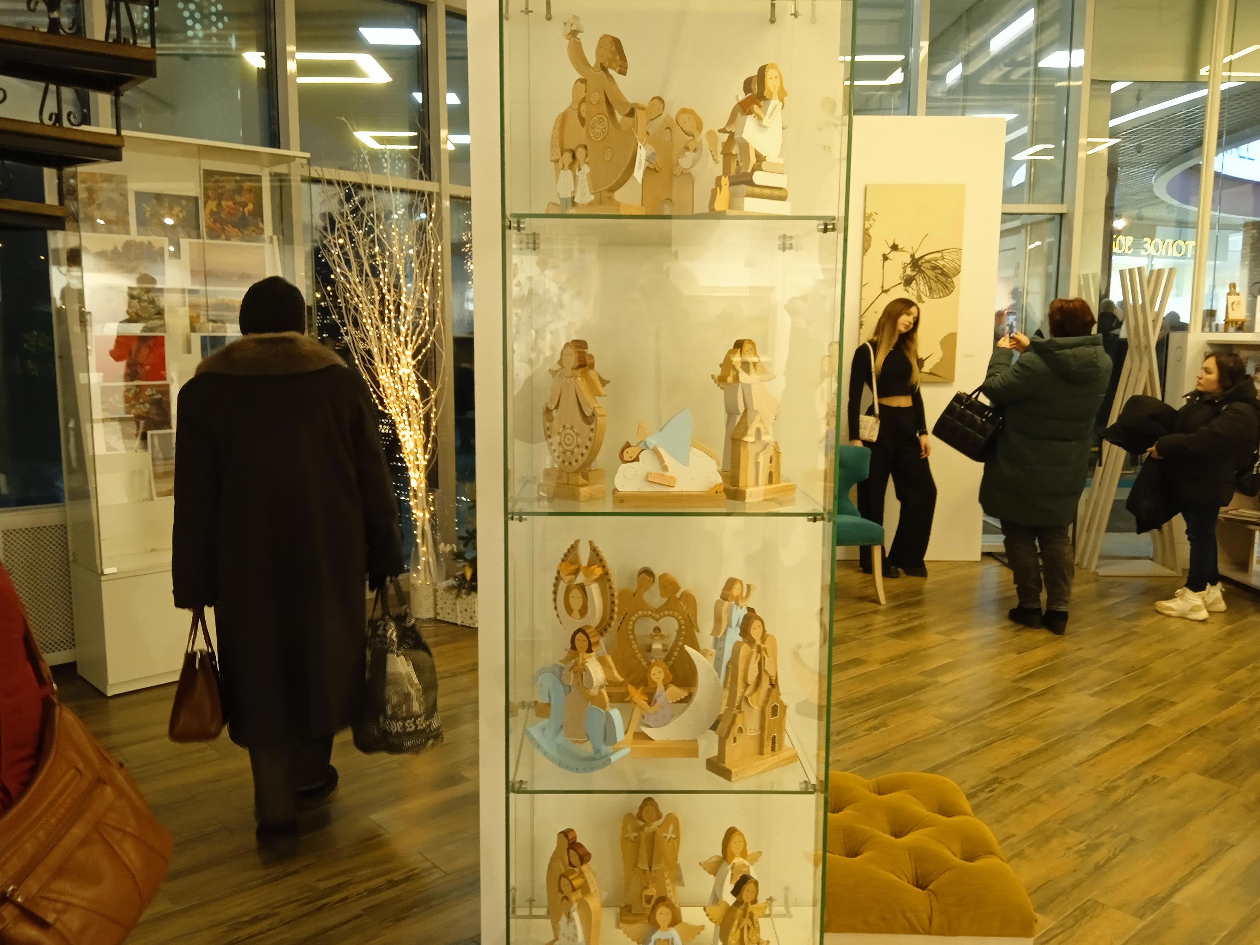 Выставка «Любовь действует!» - Виктор Агеев-Полторжицкий