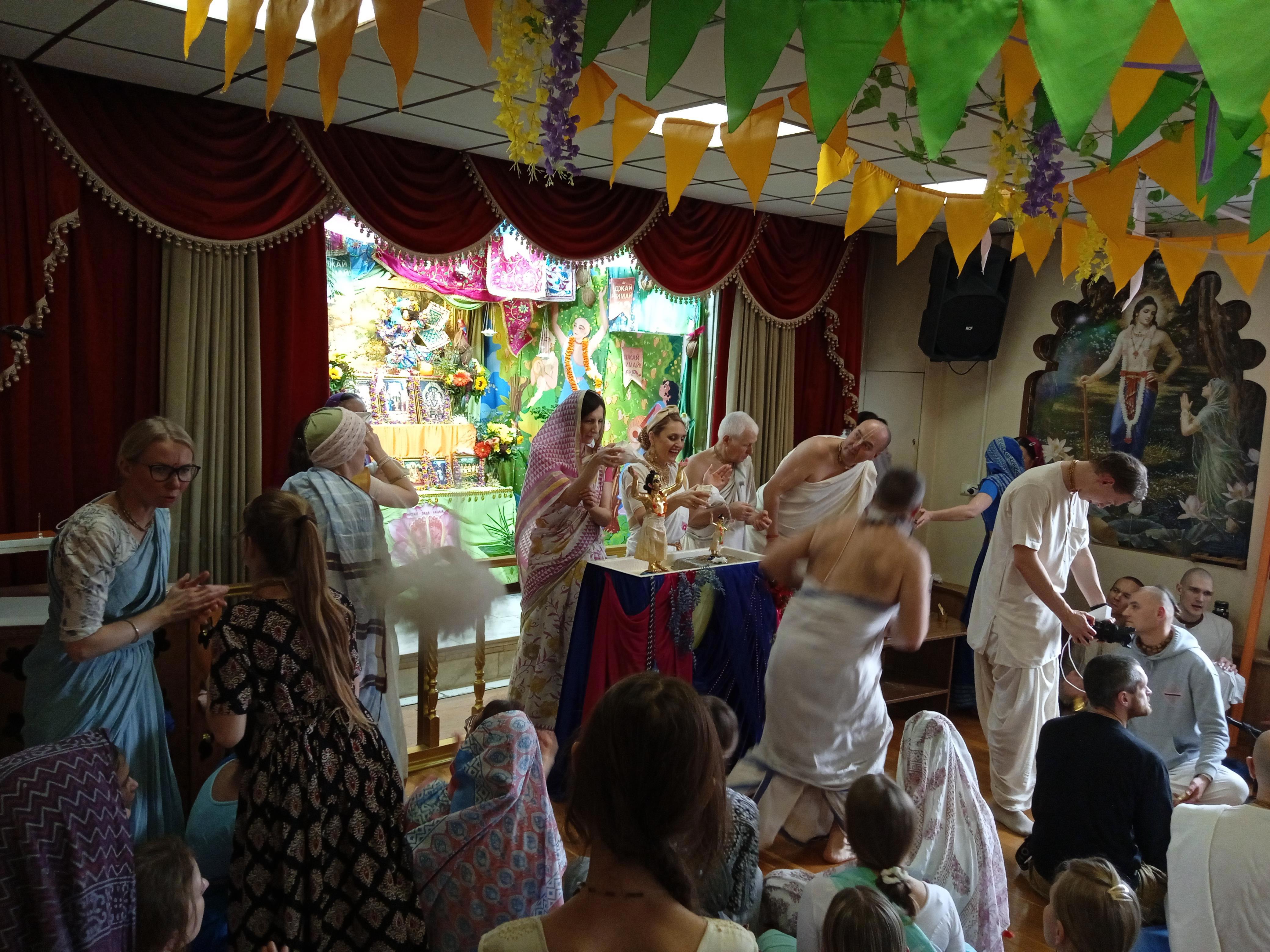 Международное общество Сознания Кришны - Виктор Агеев-Полторжицкий