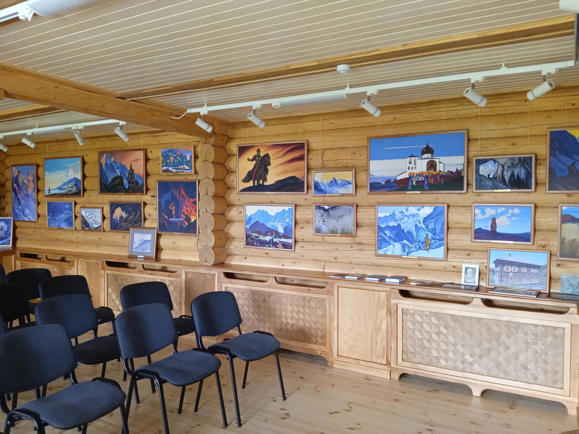 Мемориальный дом-музей Н.К. Рериха в селе Верх-Уймон - Виктор Агеев-Полторжицкий