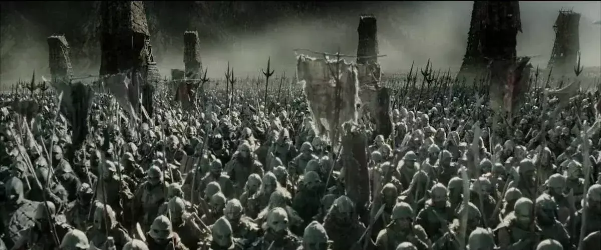 Вот точно так же выглядит только вместо серой кожи зелёная, а на флагах изображены чёрные мечи