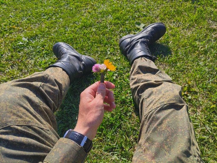 Обложка произведения Горы по колено