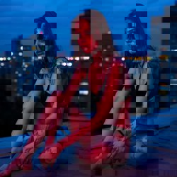 Девушка на крыше