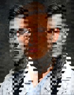 Джереми Кржижановски....