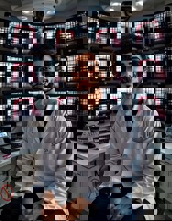 Бусик Кайл Эдвардс