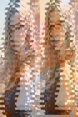 Диана Алмор