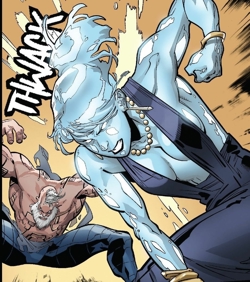 Эмма Фрост в алмазной...