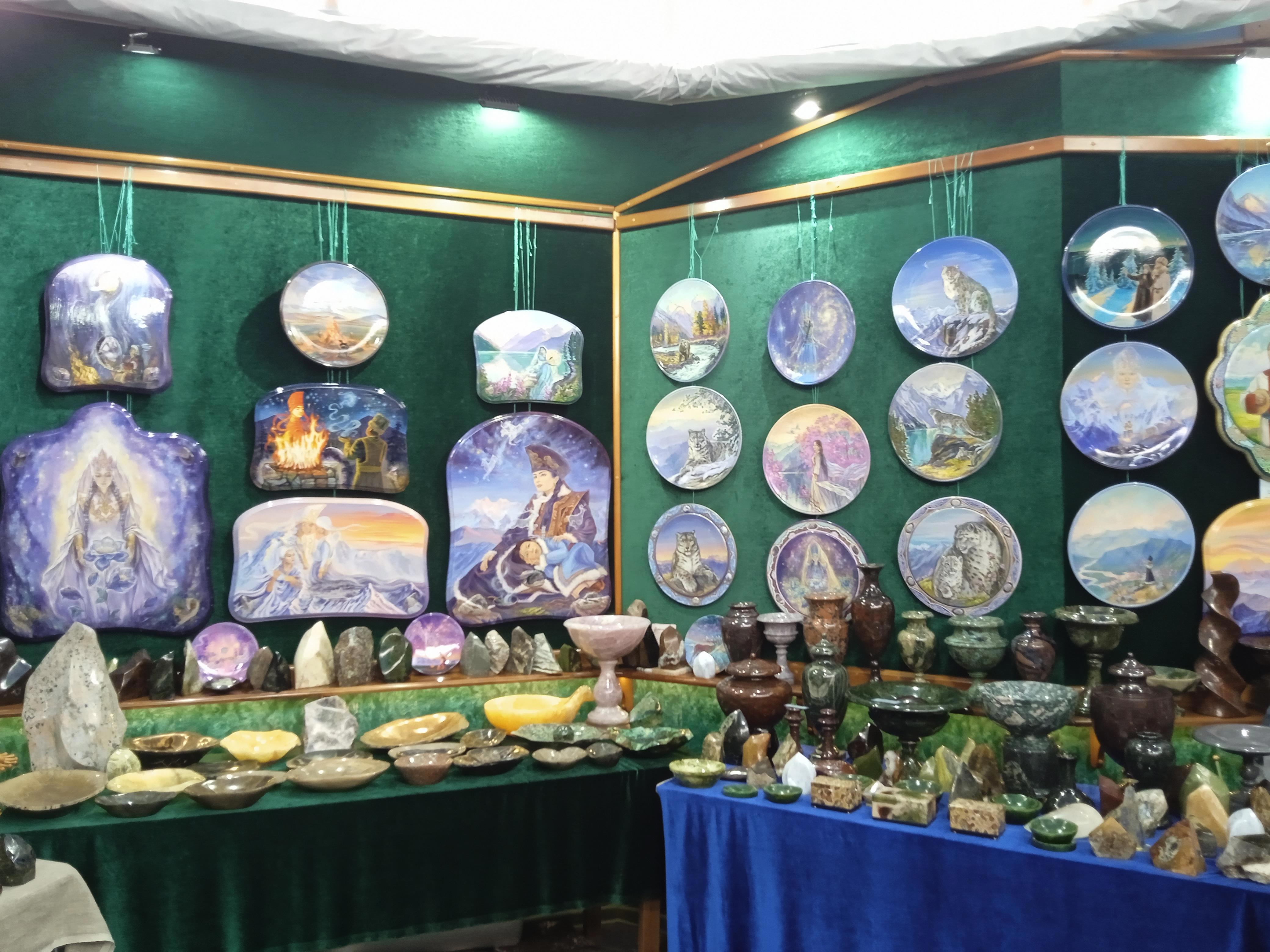 От камня — к живому узору. Этнографическая экспозиция - Виктор Агеев-Полторжицкий