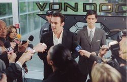 Виктор и Леонард на...