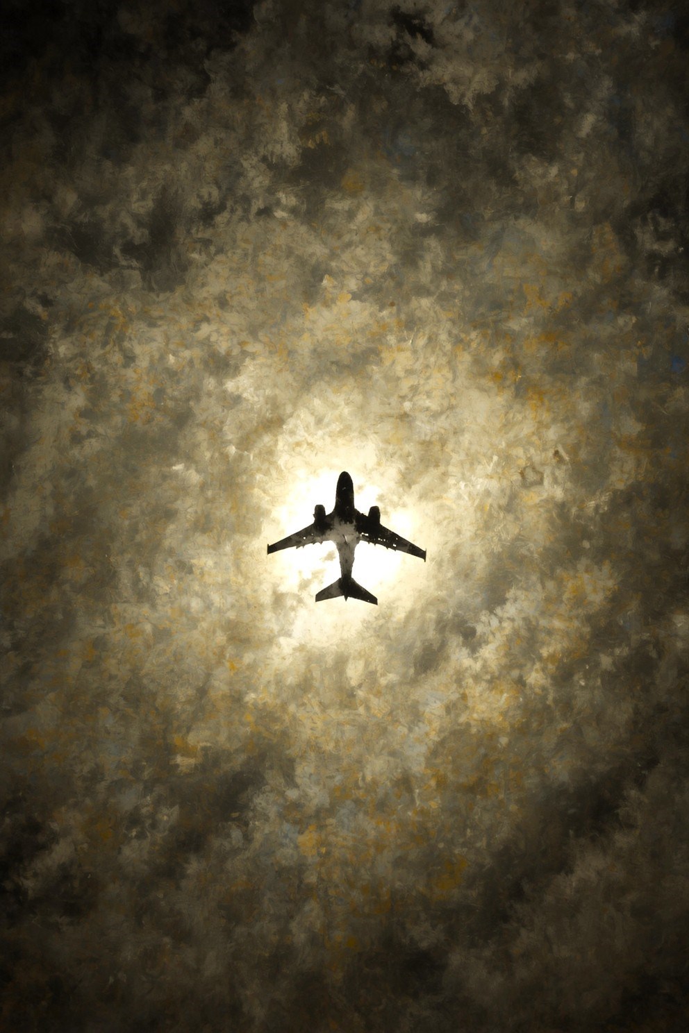 Обложка произведения Неизменно падающее Солнце