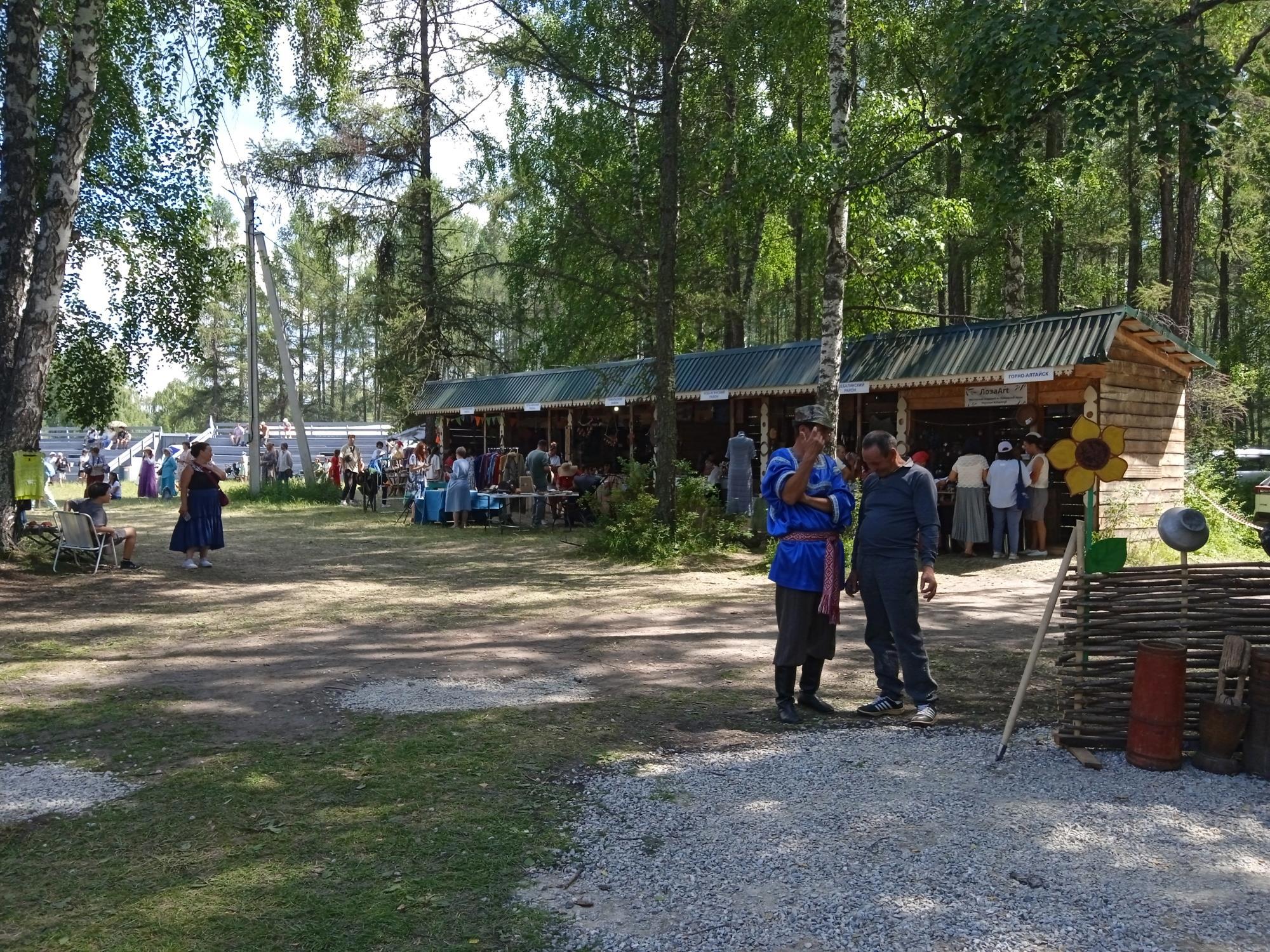 Главная сцена и душа фестиваля: «Каравайный фронт» - Виктор Агеев-Полторжицкий