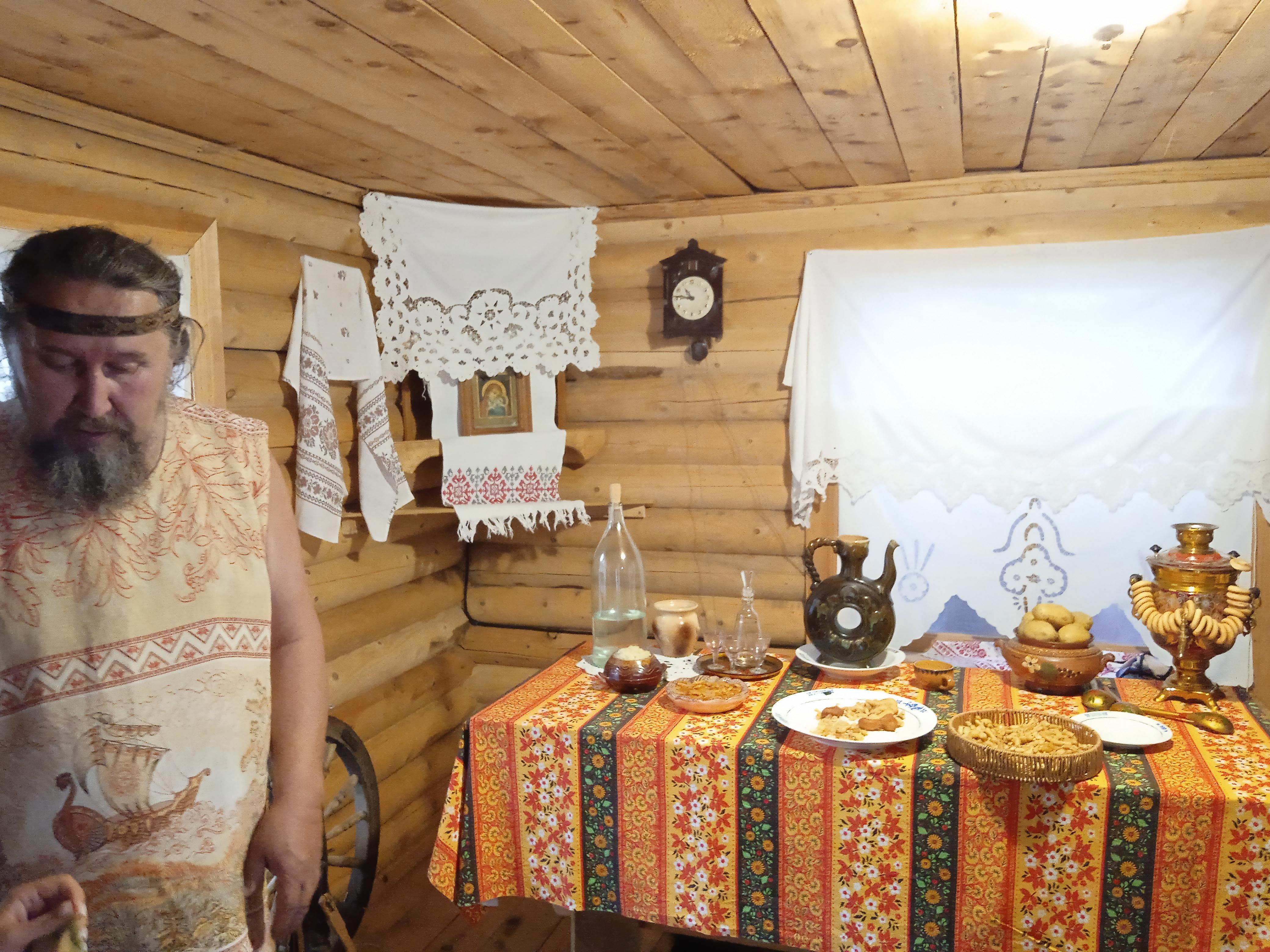 Ткань времени: как в домиках Турочака, Усть-Коксы и Горно-Алтайска оживает память - Виктор Агеев-Полторжицкий