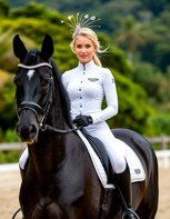 Обложка произведения История без героя