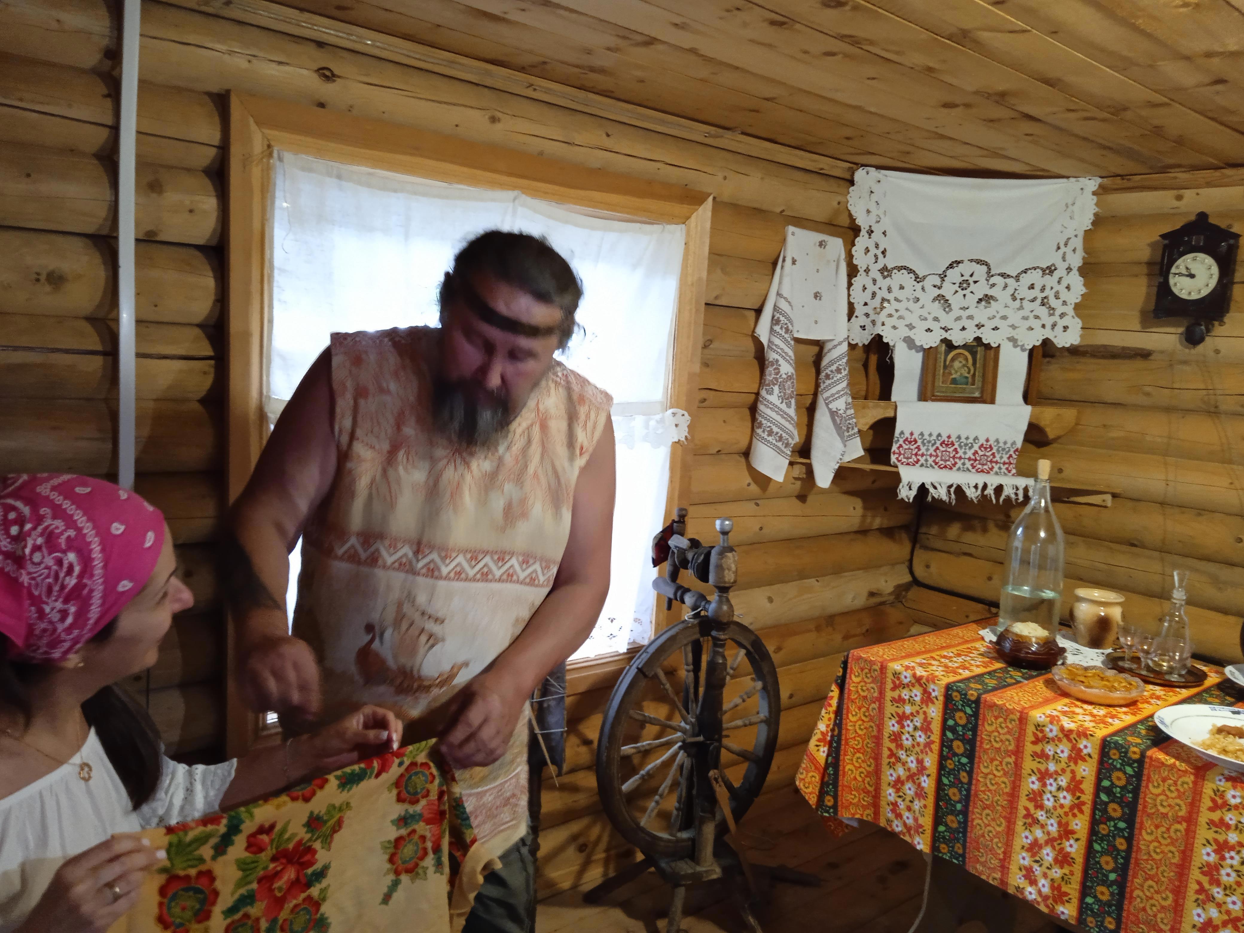 Ткань времени: как в домиках Турочака, Усть-Коксы и Горно-Алтайска оживает память - Виктор Агеев-Полторжицкий