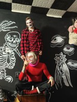 Обложка произведения Фэндом-мастера: живописцы, музыканты, паркурщики и жонглеры за перерождение комикса Маринетт Мортем