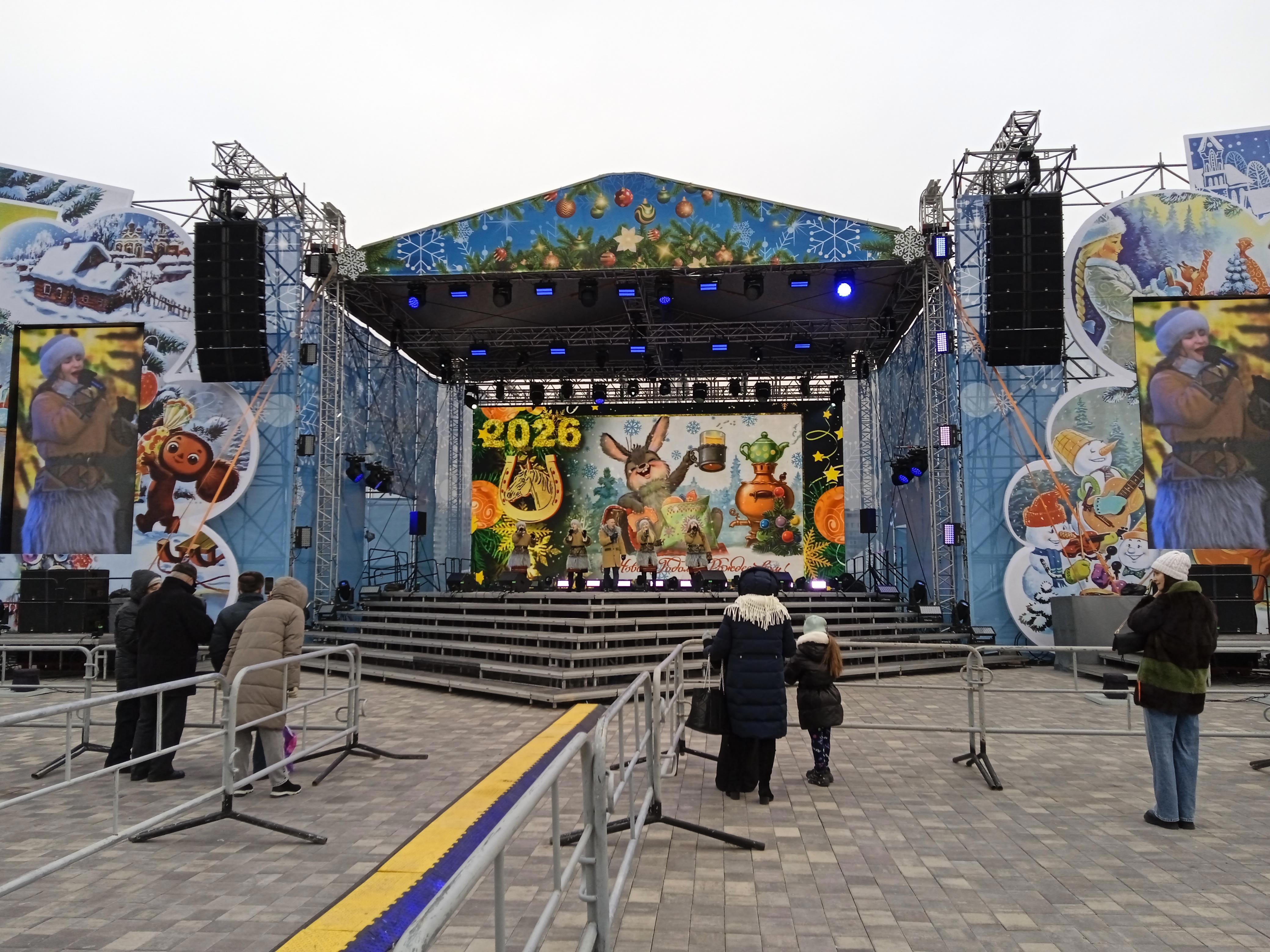 От собора к площади: как дух Рождества объединяет людей - Виктор Агеев-Полторжицкий