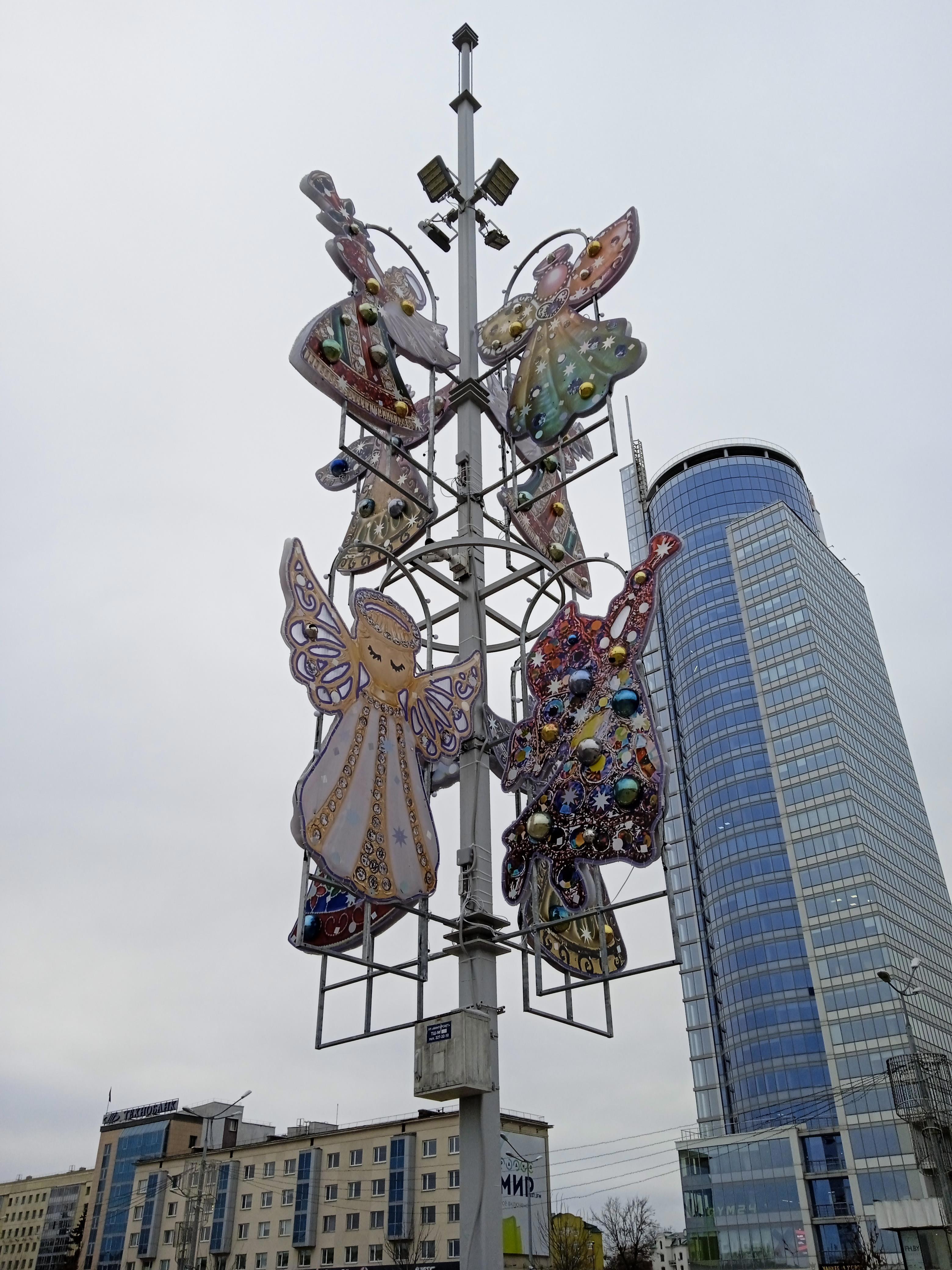 От собора к площади: как дух Рождества объединяет людей - Виктор Агеев-Полторжицкий