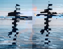 Автор арта и видео,...