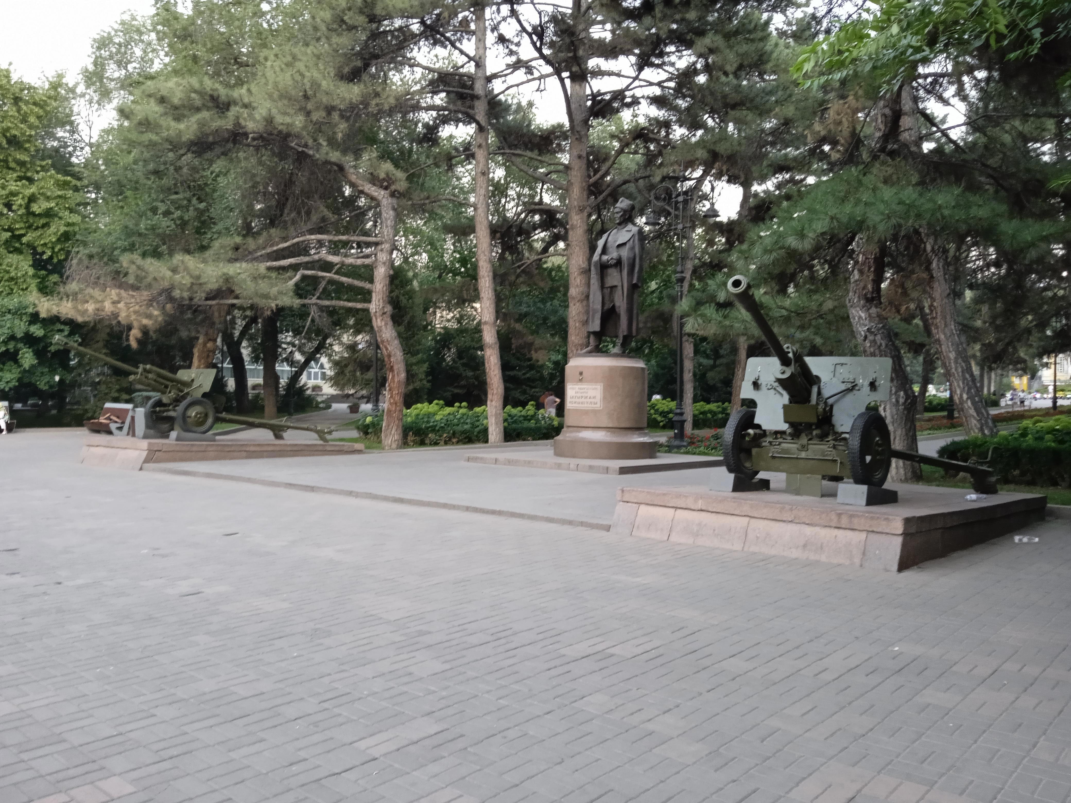 Между пушками и куполами: тишина памяти и высота духа в Алматы - Виктор Агеев-Полторжицкий