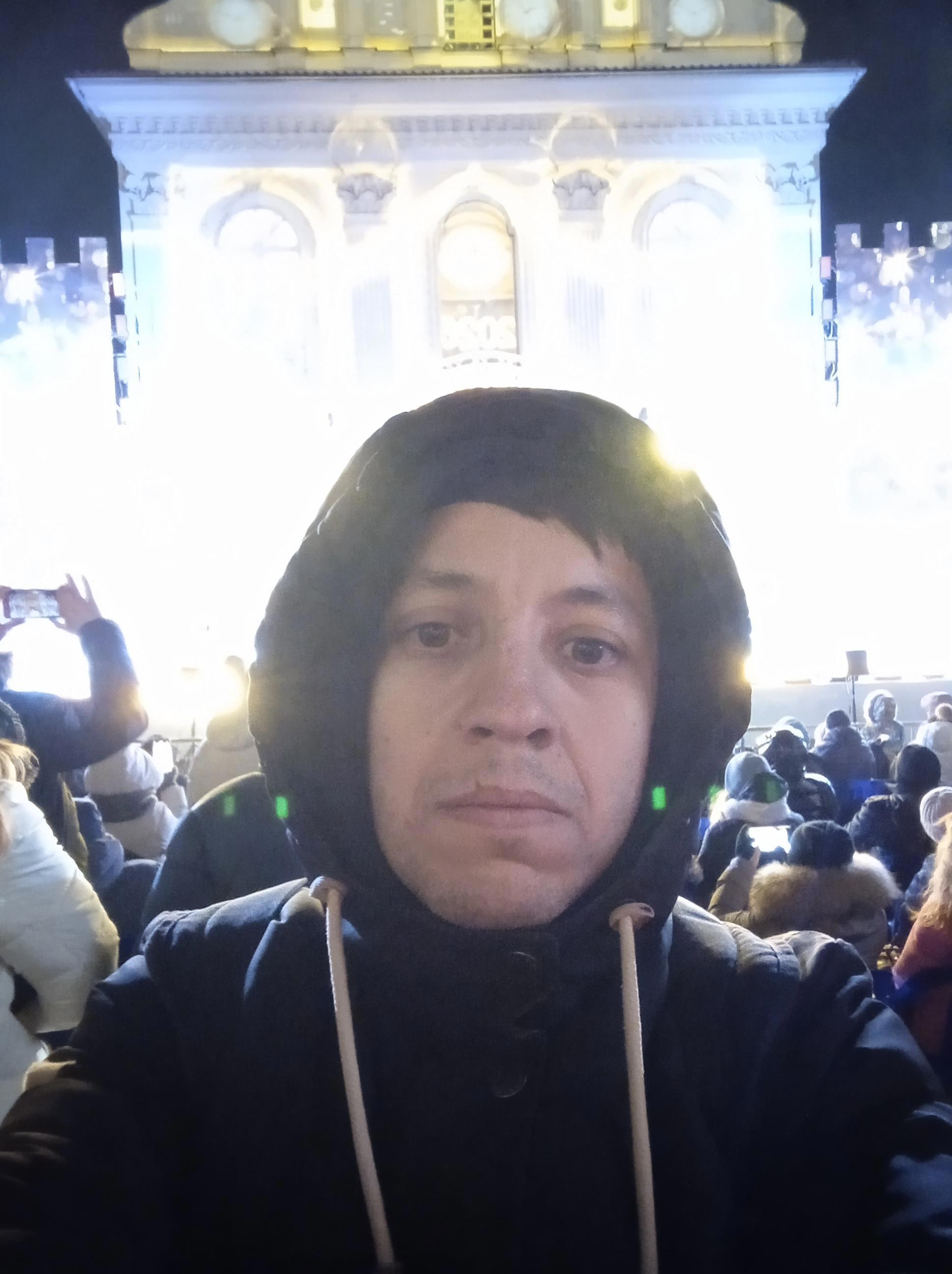 Сказка оживила фасады: в Верхнем городе Минска запустили новогоднее представление с 3D-маппингом - Виктор Агеев-Полторжицкий