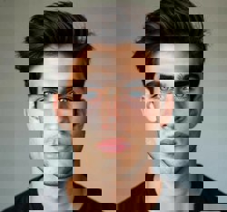 Роман Назаров