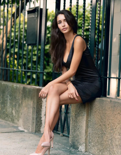 Николь Паскуаль --...