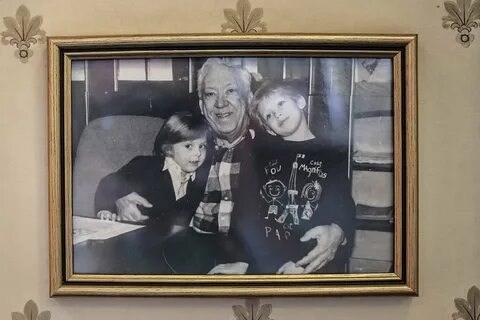 Обложка книги «Максим Никулица: Жизнь и Карьера Московского цирка на Сарапул»