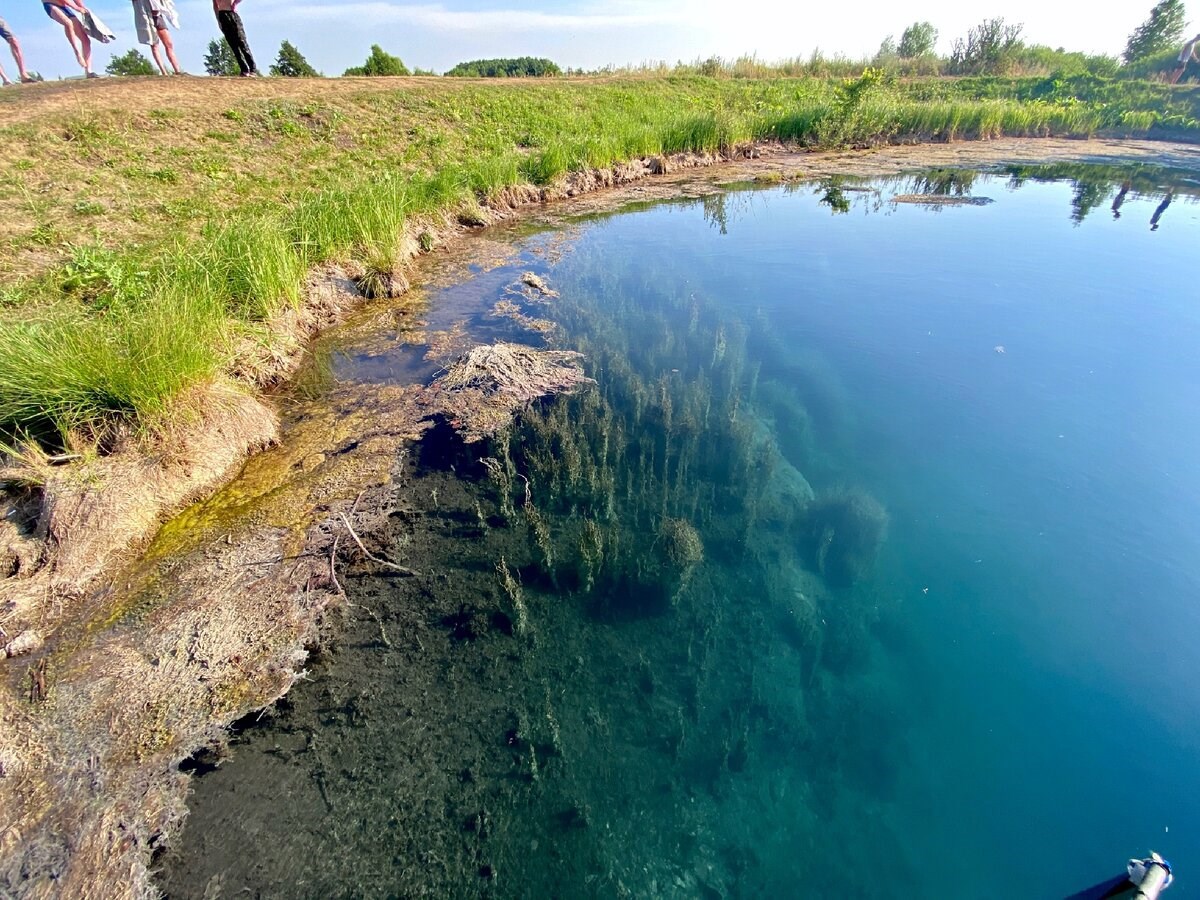 Обложка книги «Голубое озеро»