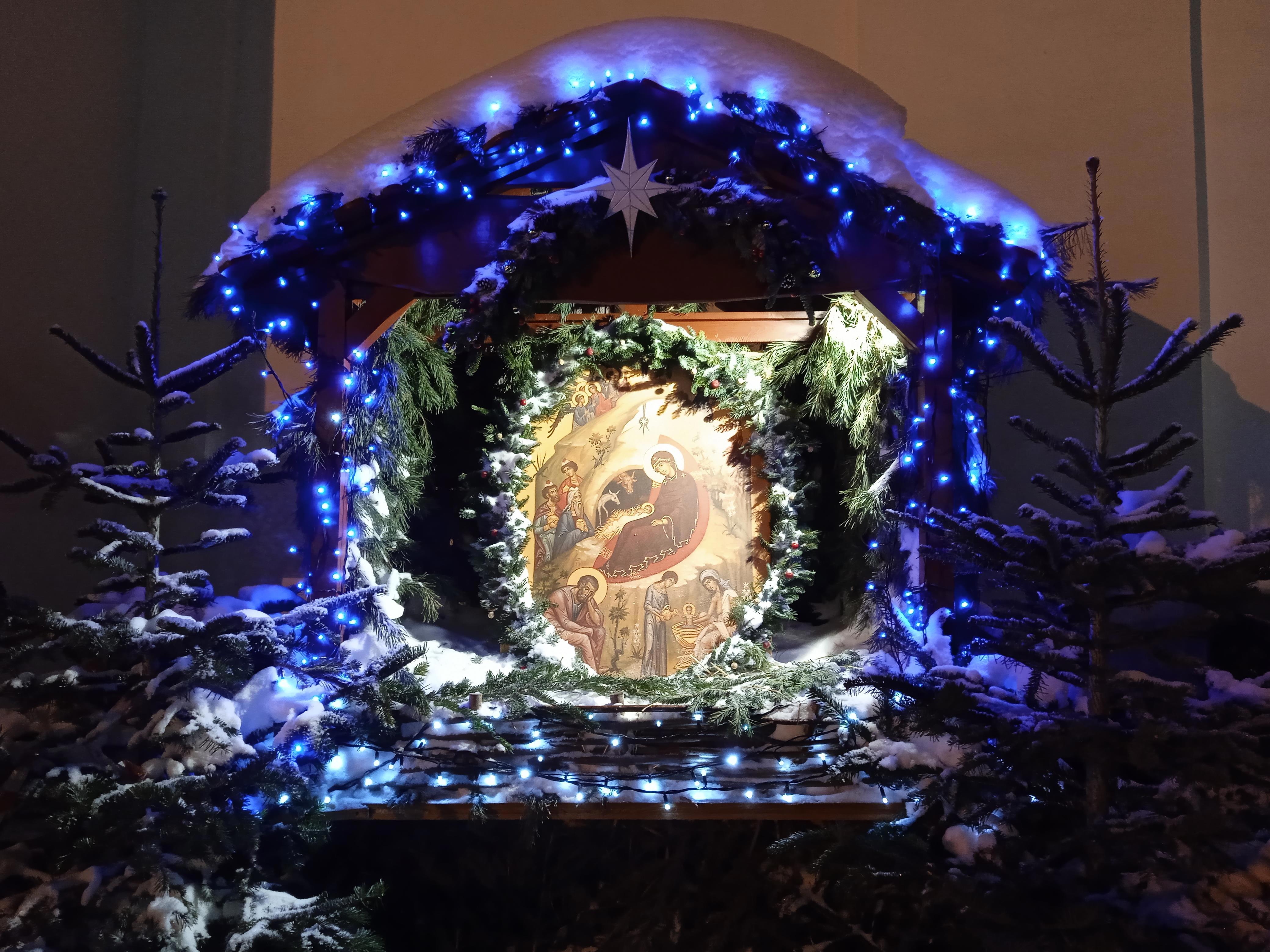 Крещение в полночь: встреча с Историей и Вечностью под сводами Свято-Духова собора - Виктор Агеев-Полторжицкий