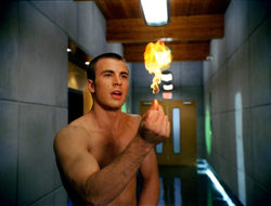 Джонни Шторм