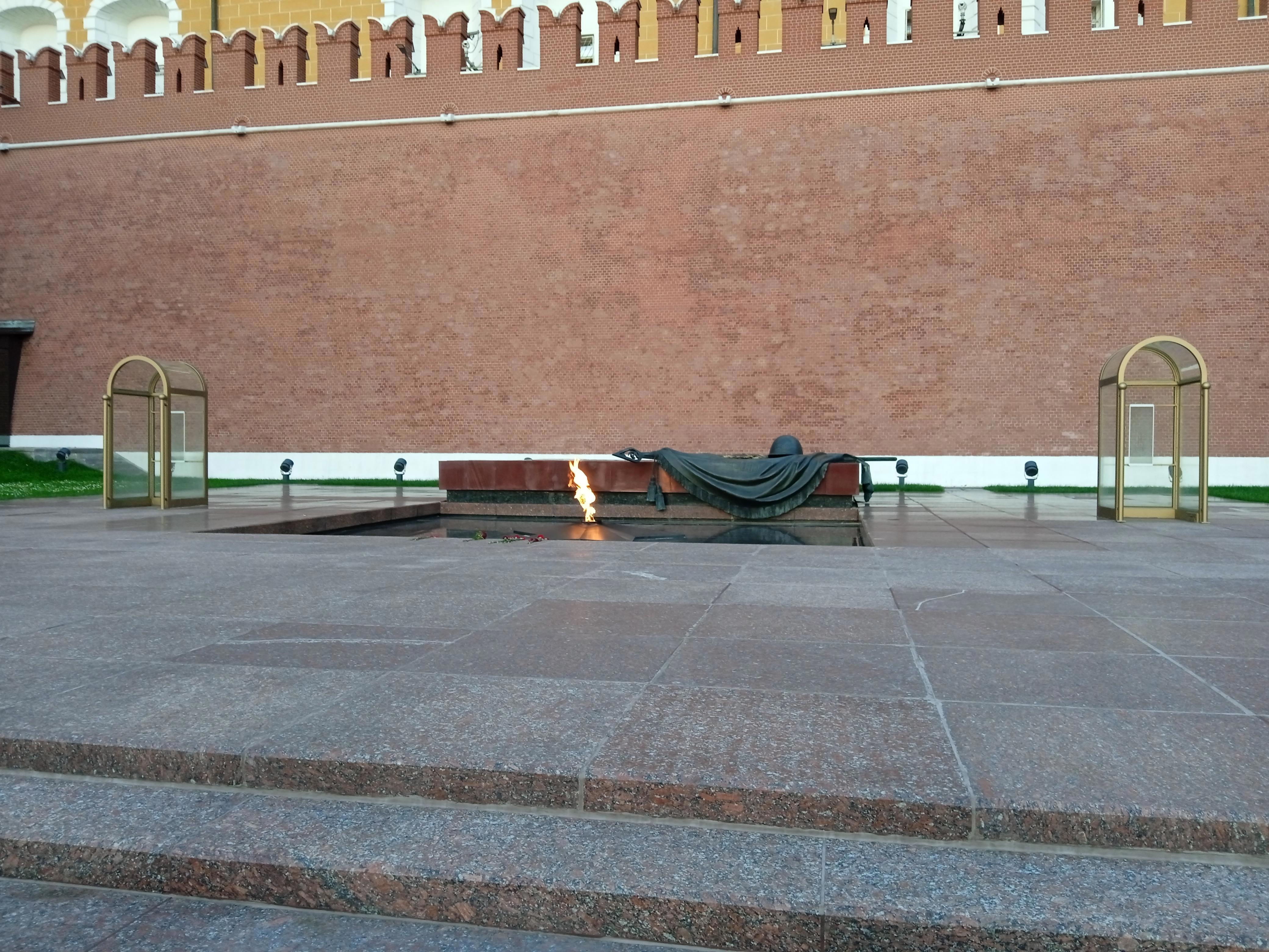 Москва. Финал: где эхо шагов становится вечностью - Виктор Агеев-Полторжицкий