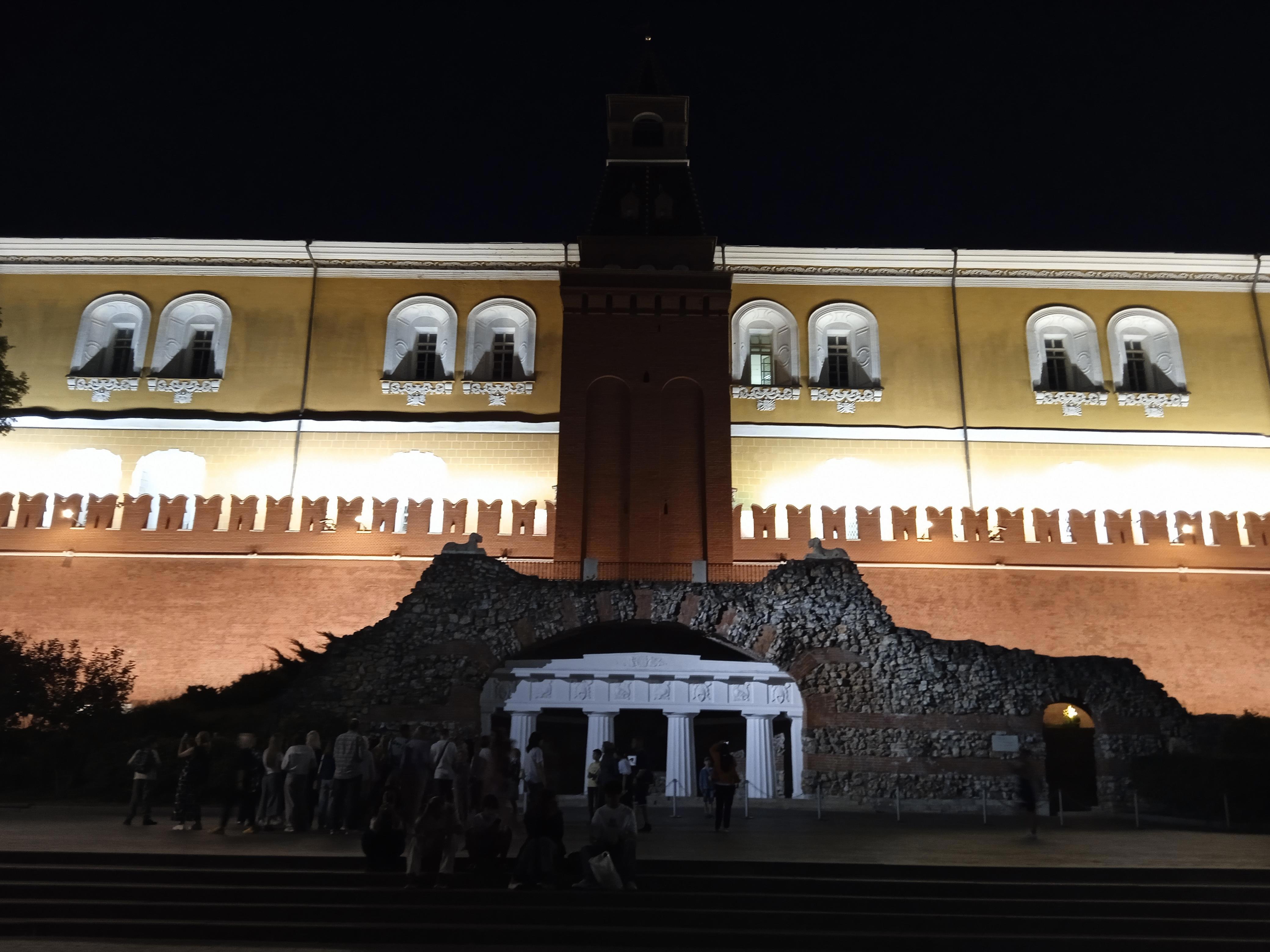 Москва. Финал: где эхо шагов становится вечностью - Виктор Агеев-Полторжицкий