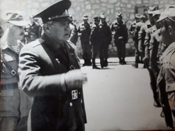 Командующий ВДВ...